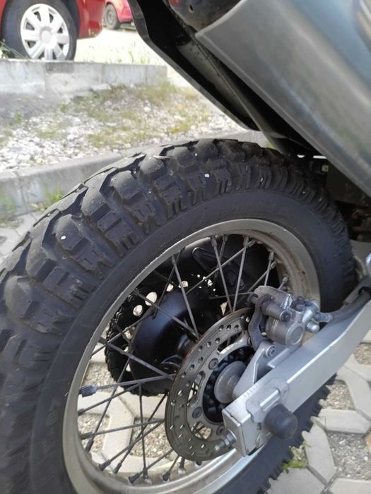 Vand motocicleta Kawasaki KLE 500, 2004, 35000km, stare foarte buna, vopsea originala, 2200 euro.