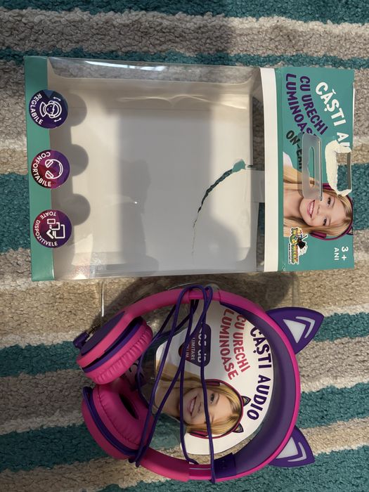 Casti luminoase cu urechi