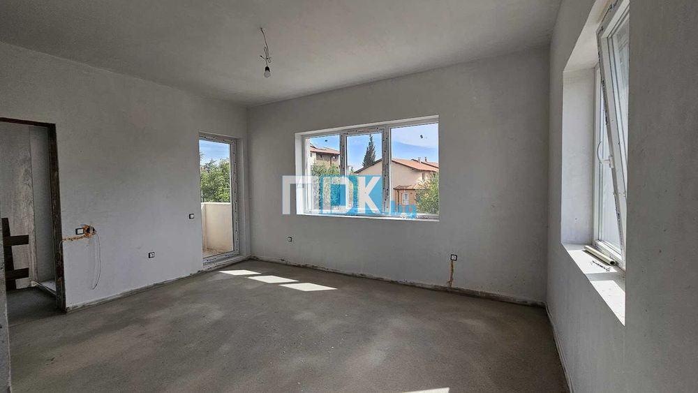 Продава се Къща в с. Белащица, Област Пловдив - 222 кв.м за 1622 €/кв.м - Снимка #11