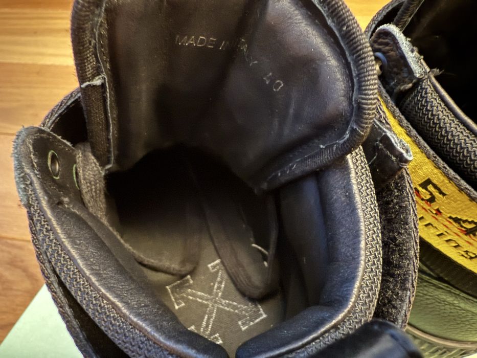 Обувки Off-White