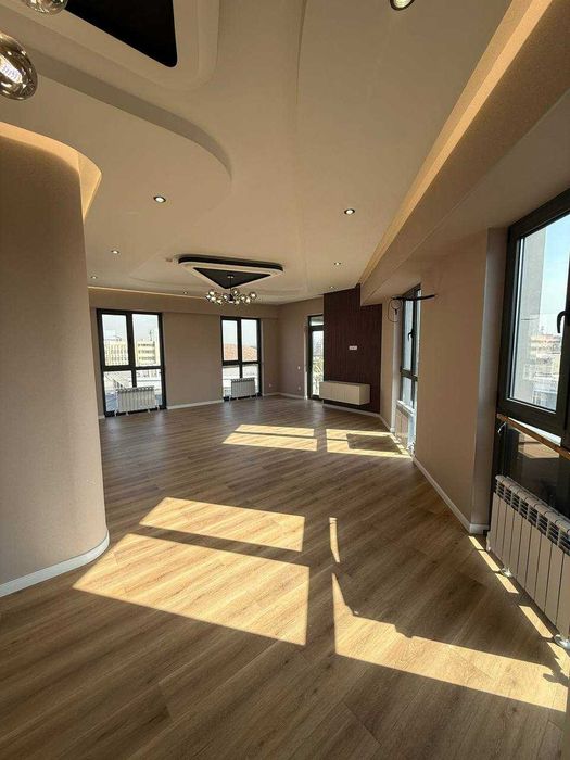 Срочно! Элитная 3-ком. квартира в ЖК Акай Сити Мирзо-Улугбекский район