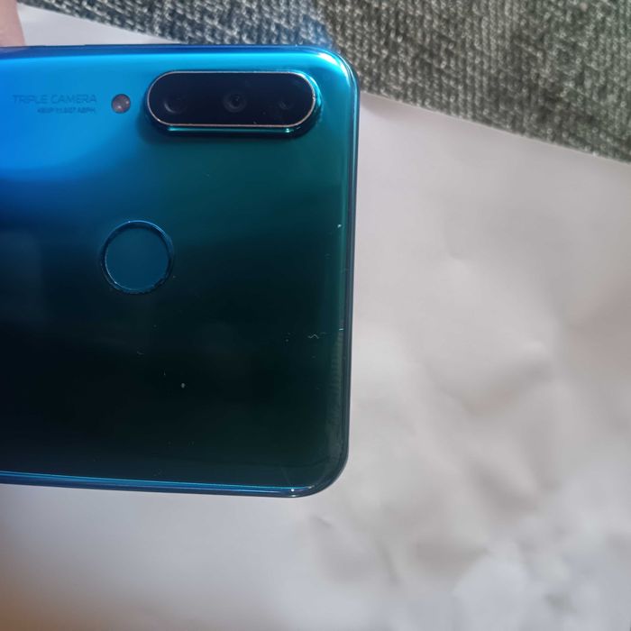 Huawei y7p във отлично състояние