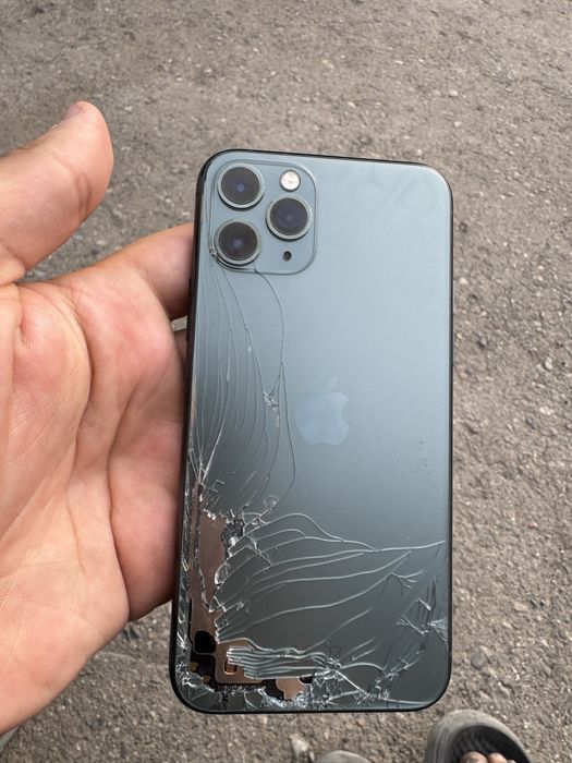iphone 11 256gb  yomkst 71  icloudga tushgan zapchasga bervoramz