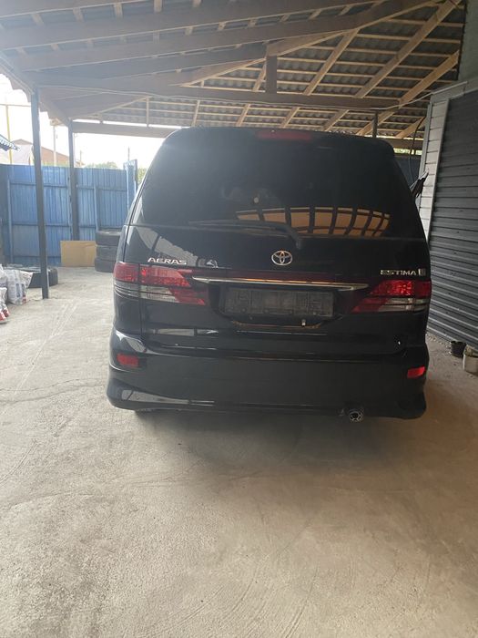 Тайота Есчима 2005 год