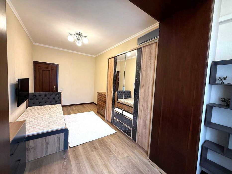 Сдается 3х квартира вторичный фонд!!!