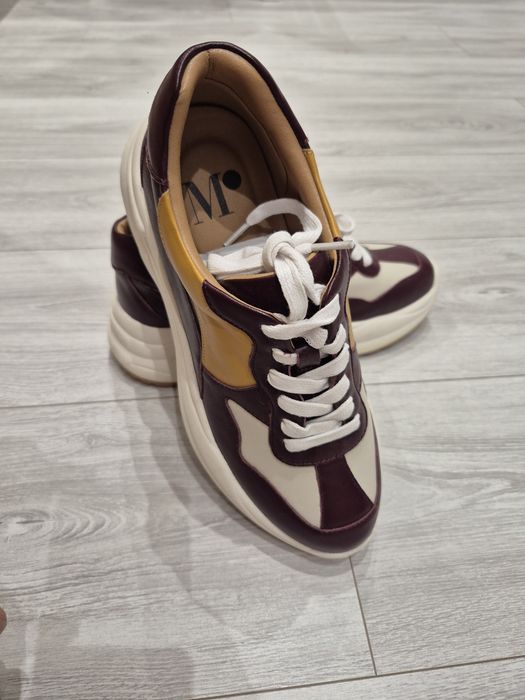 Продам кожаные кроссовки  Magpie Корея
