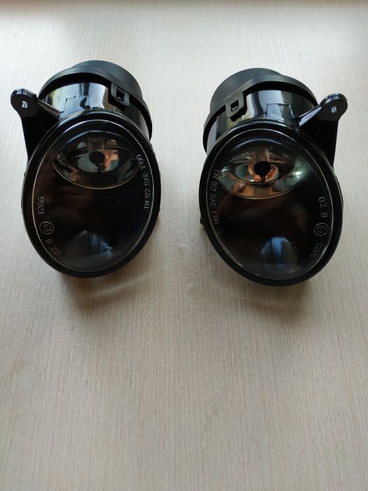 Противотуманки А6С5, туманки AUDI a6, стекло ауди, фонари