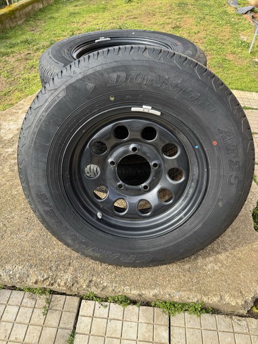 Dunlop /AT20  195/80/15 All Terrain