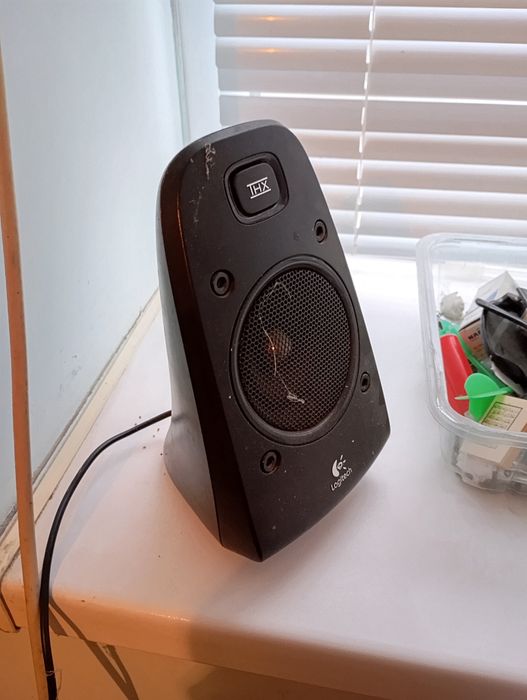 Logitech z623 тонколони