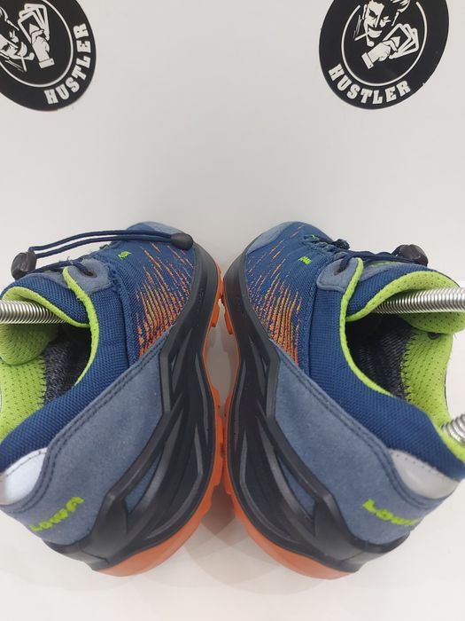 Туристически обувки LOWA. Номер 36