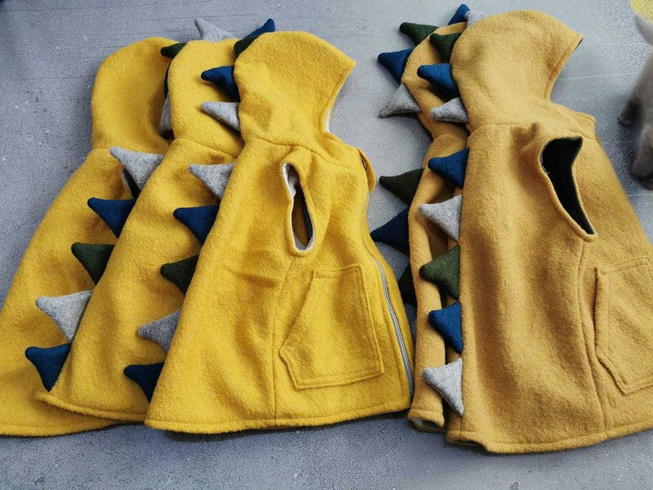 Veste lână fiarta dublate cu jerse de lână  2 3ani lung 38cm