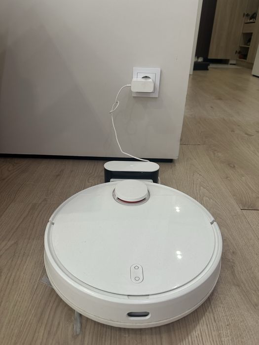 Робот-пылесос Xiaomi Mi Robot Vacuum-Mop P