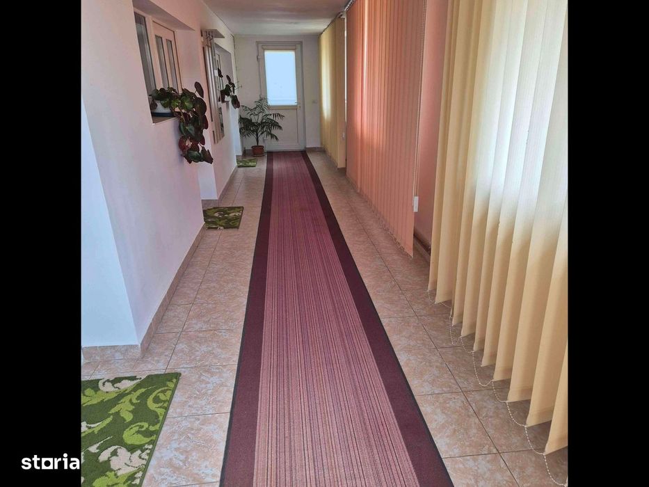 Proprietate mare 2529 mp  casa si anexe