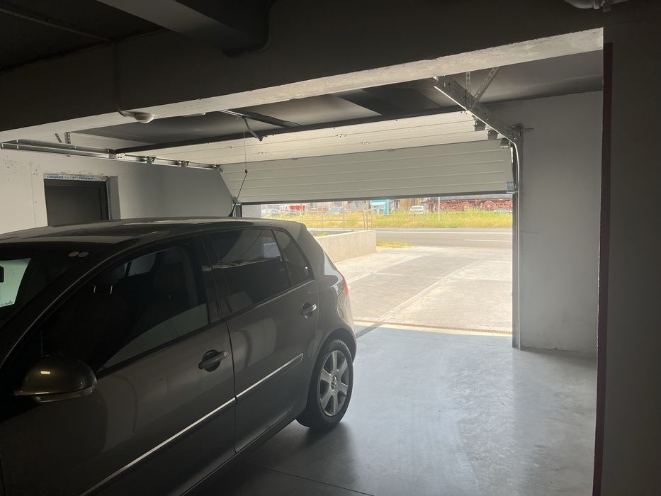 Garaj  nou subteran , acces lift
