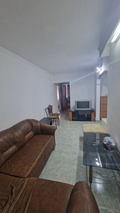 De Vânzare Apartament 55 MP, Parter