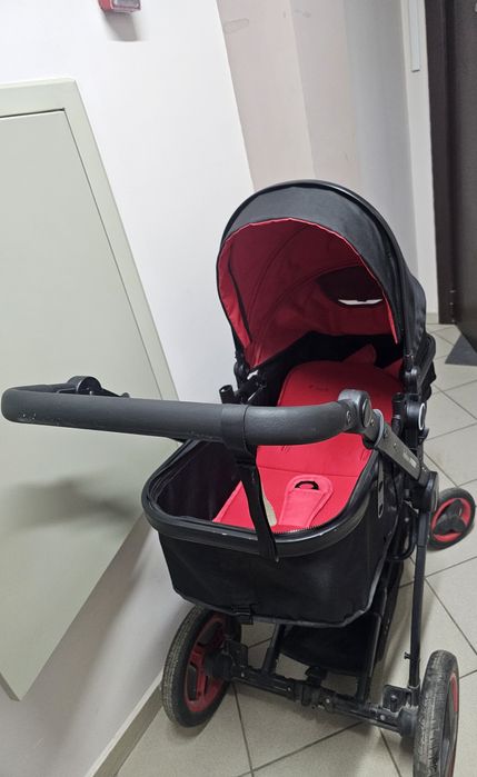 Продам коляску 2 в 1  б/у