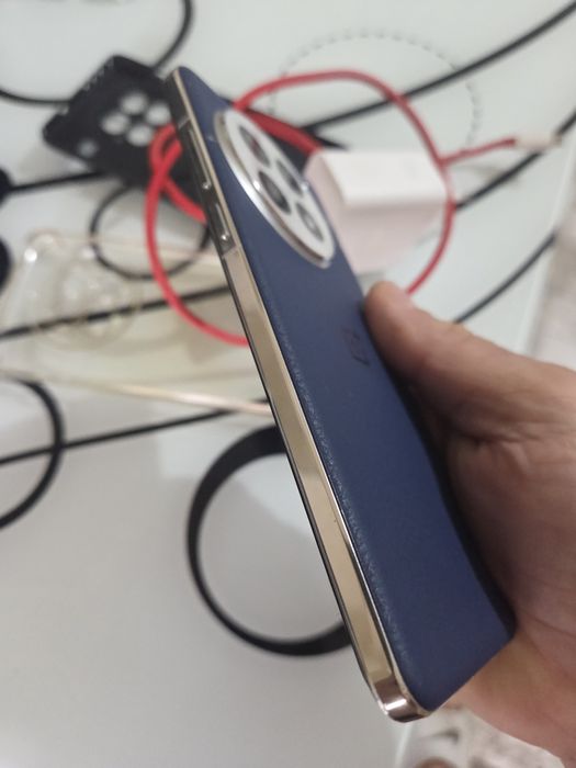 Oneplus 13 16/512 GB model Europa super telefon coloare deosebita.