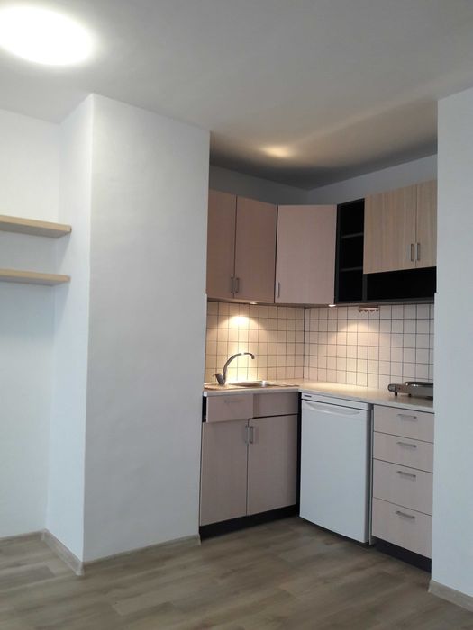 Продава се Едностаен апартамент в София, Люлин 10 - 36 кв.м за 2320 €/кв.м - Снимка #3