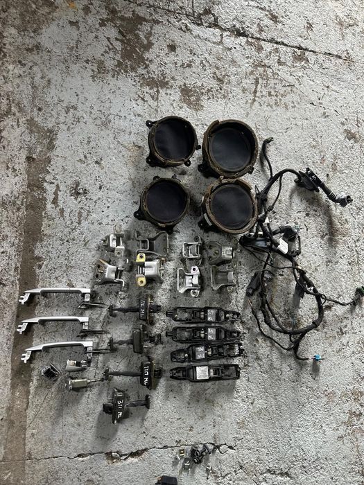 Ручки навесы двери ограничитель Mercedes benz ML 163