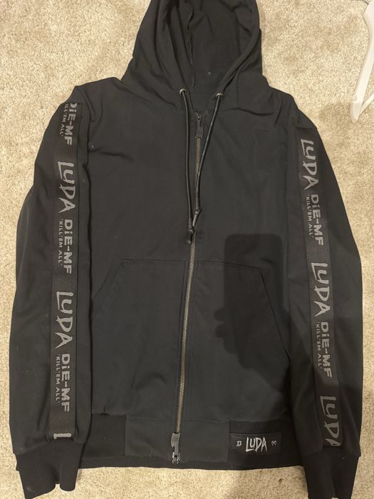 luda -луда  сличер рядък