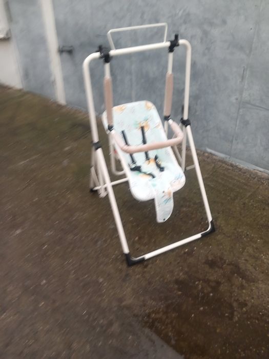 Продавам детска люлка