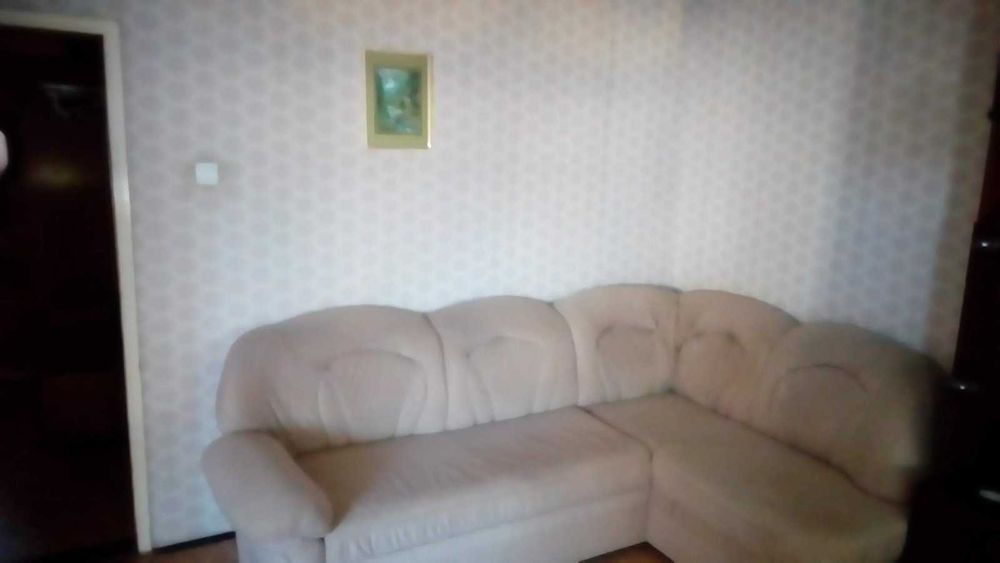 Продавам етаж плюс партер заедно АКТ 16 в супер центъра на Карнобат