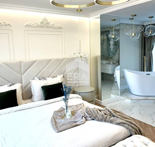 Продава се Тристаен апартамент в Благоевград, Широк център - 204 кв.м за 1956 €/кв.м - Снимка #8