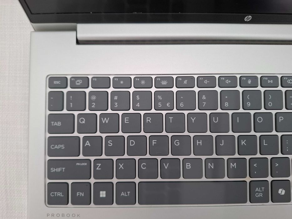 Лаптоп HP PROBOOK 16'3 инча Intel Ultra 5 125U - КАТО НОВ!