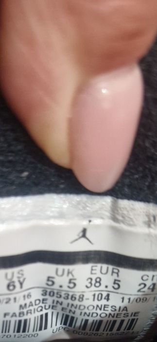 Ghete JORDAN din piele masura 38, la doar 45 lei