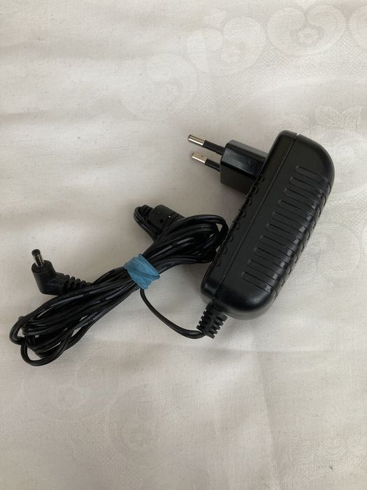 Alimentator 12v . Adaptor 12v . Transformator 12v