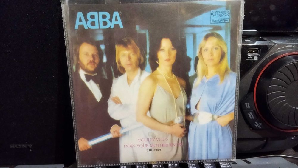 ABBA , АББА - Voulez-Vous , Does Your Mother Know SP - като нова