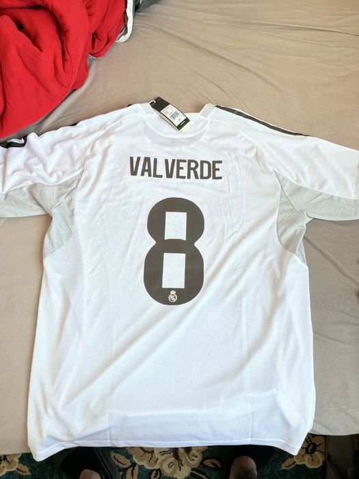 Тениска на реал мадрид сезон 25/26