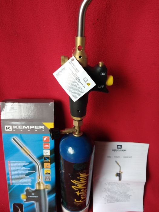 Качествена горелка пиезо запалване комплект с зареждащата се бутилка.