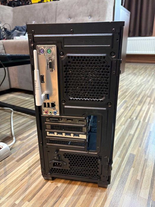 PC gaming I5 10400F, 16gb DDR4, M2 512 + 2tb SSHD, GTX 1650 4gb