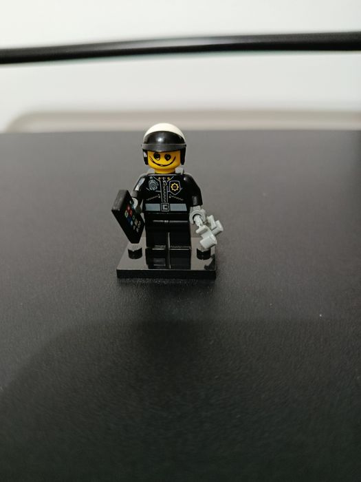 Lego Minifigures:Lego  Movie - Bad Cop