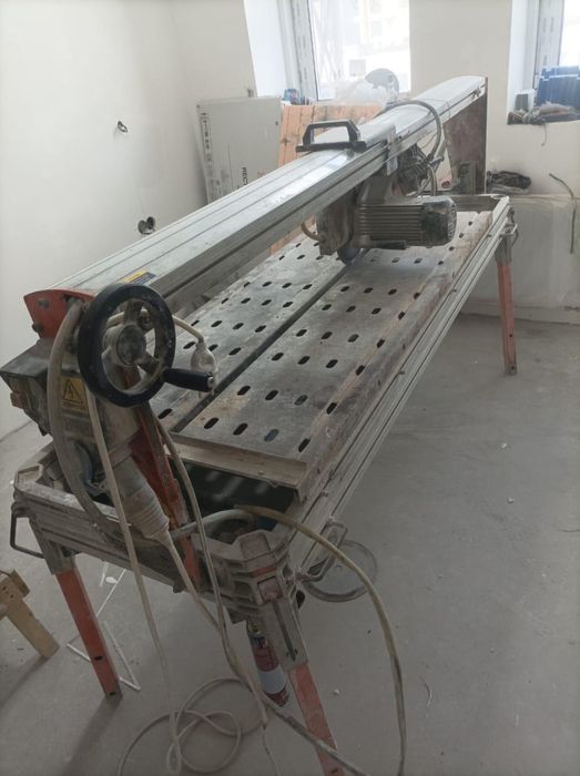 Продам кафельный резка водяной,Срочно продажа