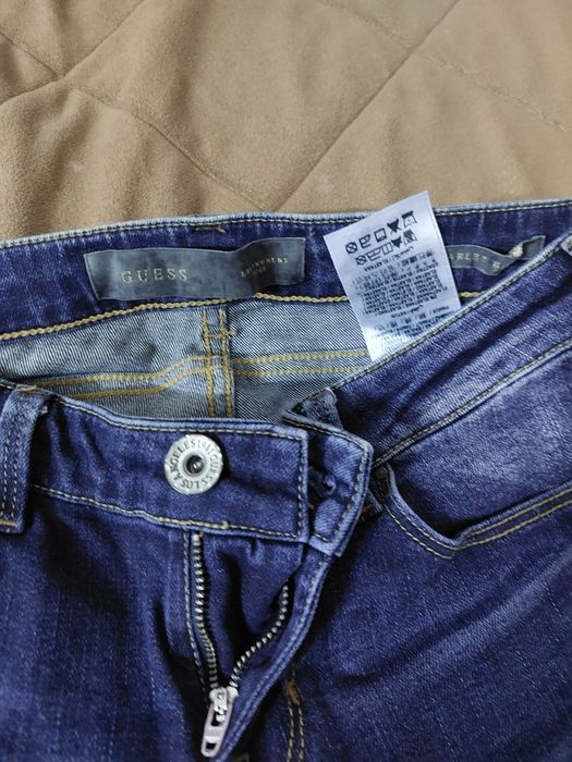 Blugi armani ca noi