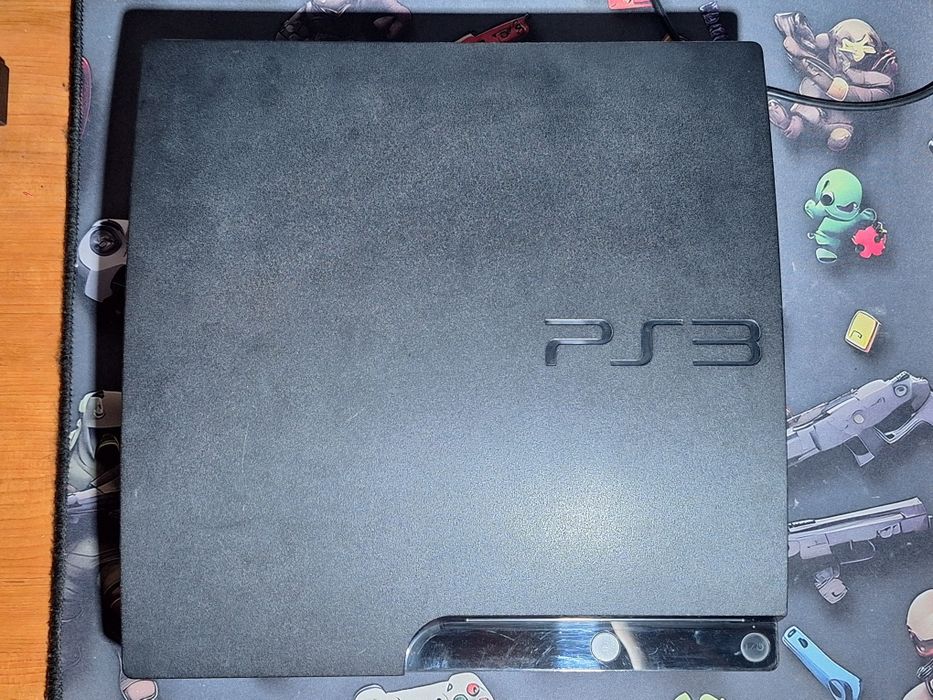 Vand ps3 slim modat si maneta, cu laserul defect
