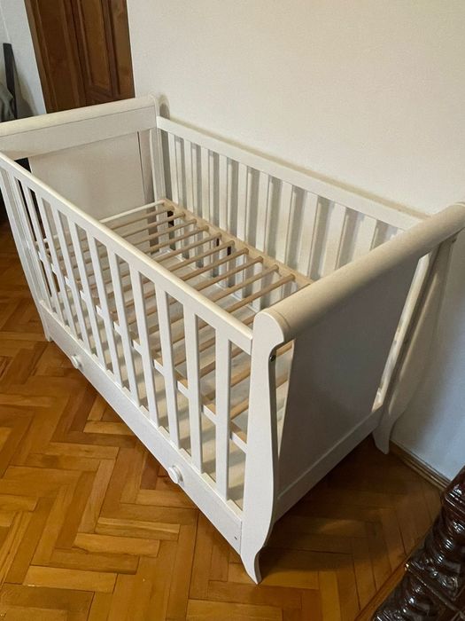 Patut lemn cu sertar nefolosit