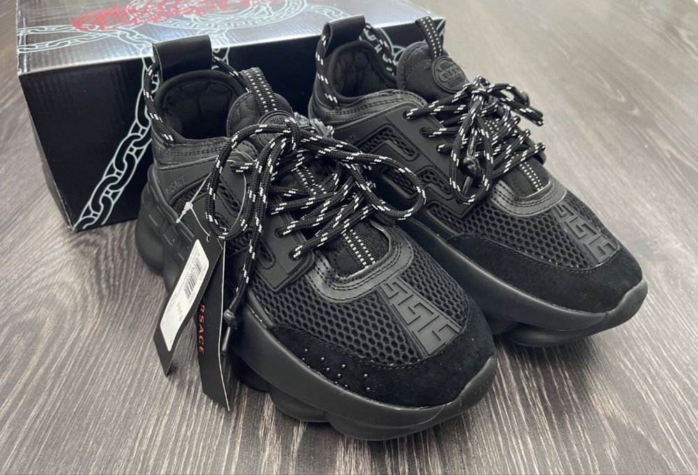 Versace Chain reaction