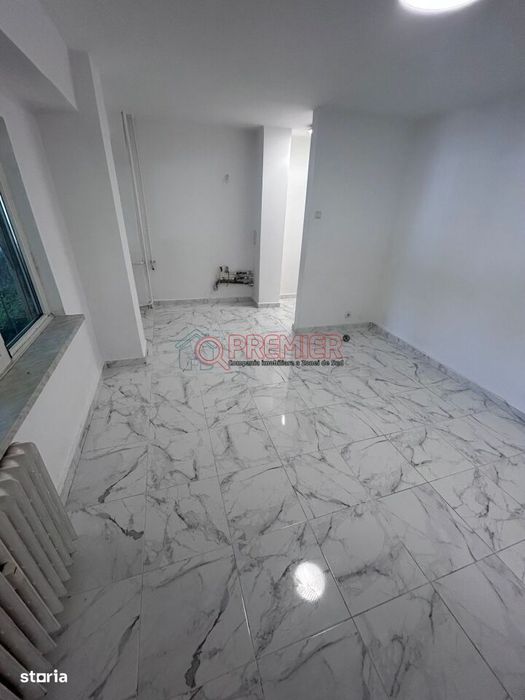 Garsoniera 23.6 mp I Parter I Str Secuilor x Bd Brancoveanu I 400