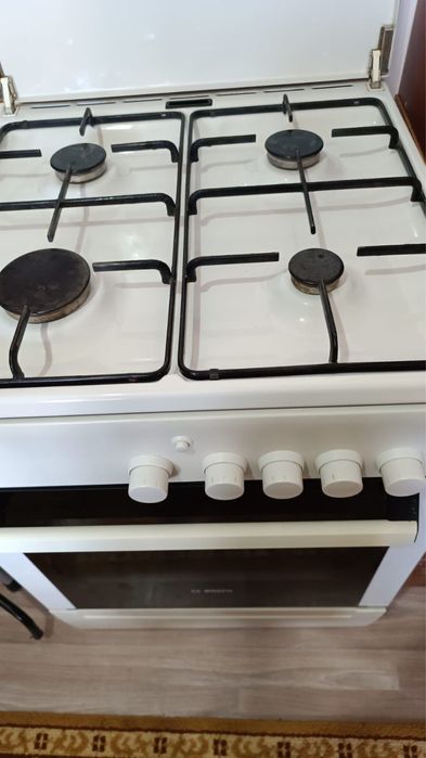 Продам Газовую плиту !