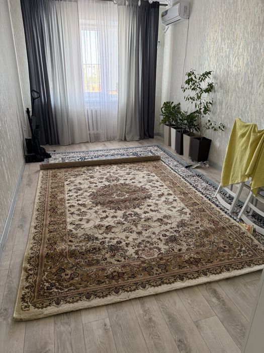 Продается ковер срочно