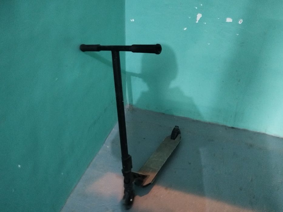 продаю трюковой самокат