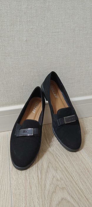 Обувь б/у и новая