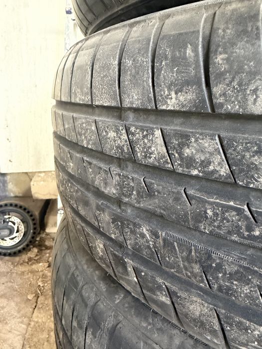 Шины клмплект 215/55R17 лето