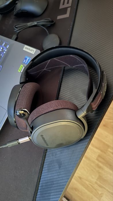 Steelseries Arctis 7 wireless casti