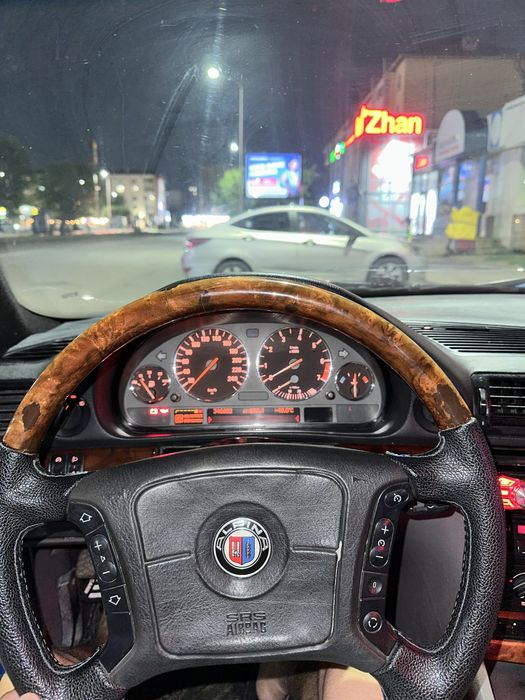 Продам Bmw e38, 1997
