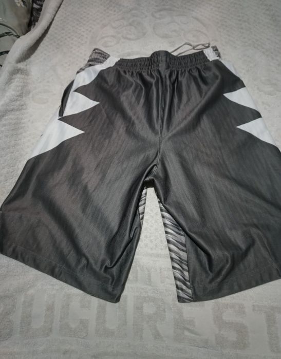 Pantaloni scurți Nike M