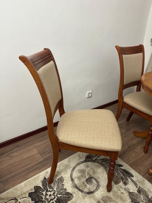 Продам стол со стульями!